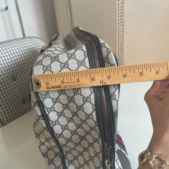 Gucci Duffle Bag - Picture 8 of 14